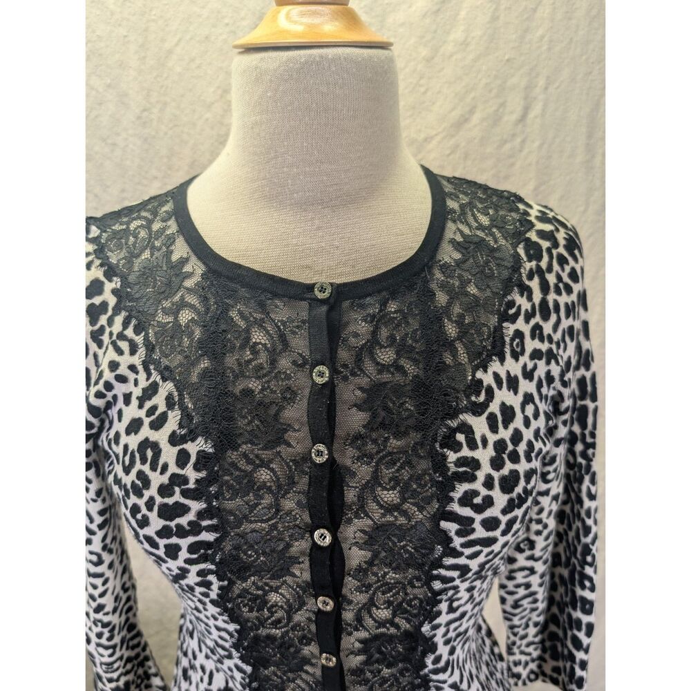 White House Black Market leopard lace 3/4 sleeve cardigan SZ M - Picture 5 of 10